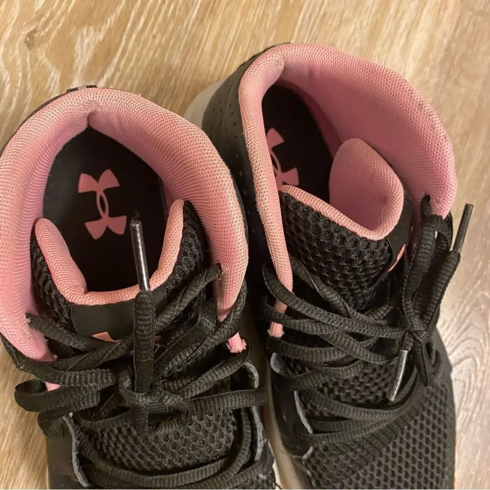 Under Armour pink black camo Jet hi top basketball athletic Shoes sneaker 6Y